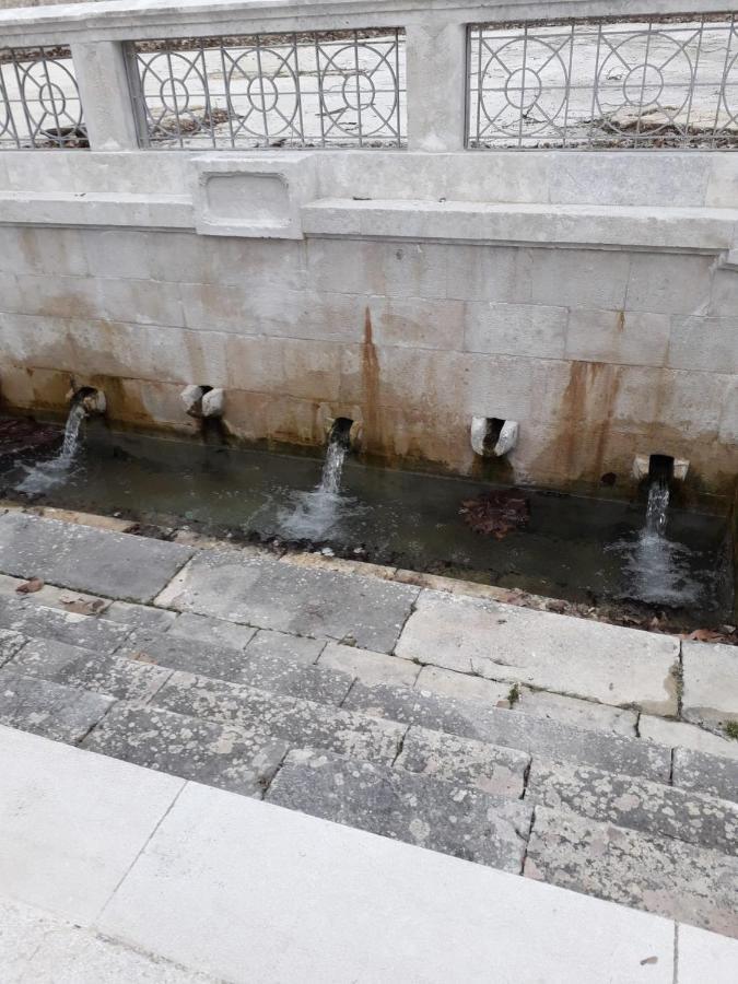 Kuca Za Odmor Varos Villa Vrlika Luaran gambar
