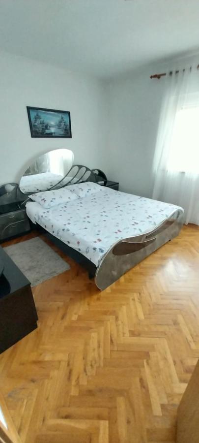Kuca Za Odmor Varos Villa Vrlika Luaran gambar